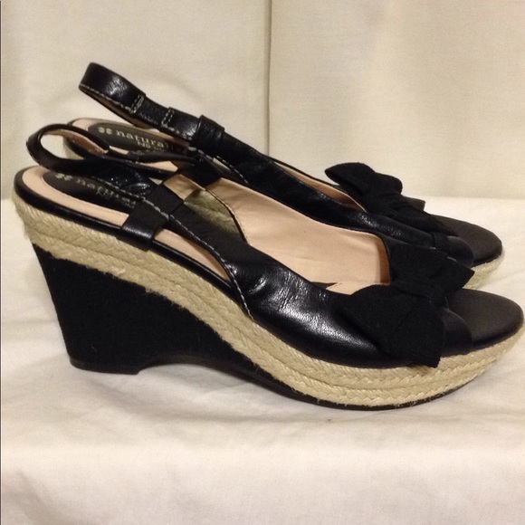 naturalizer black wedges